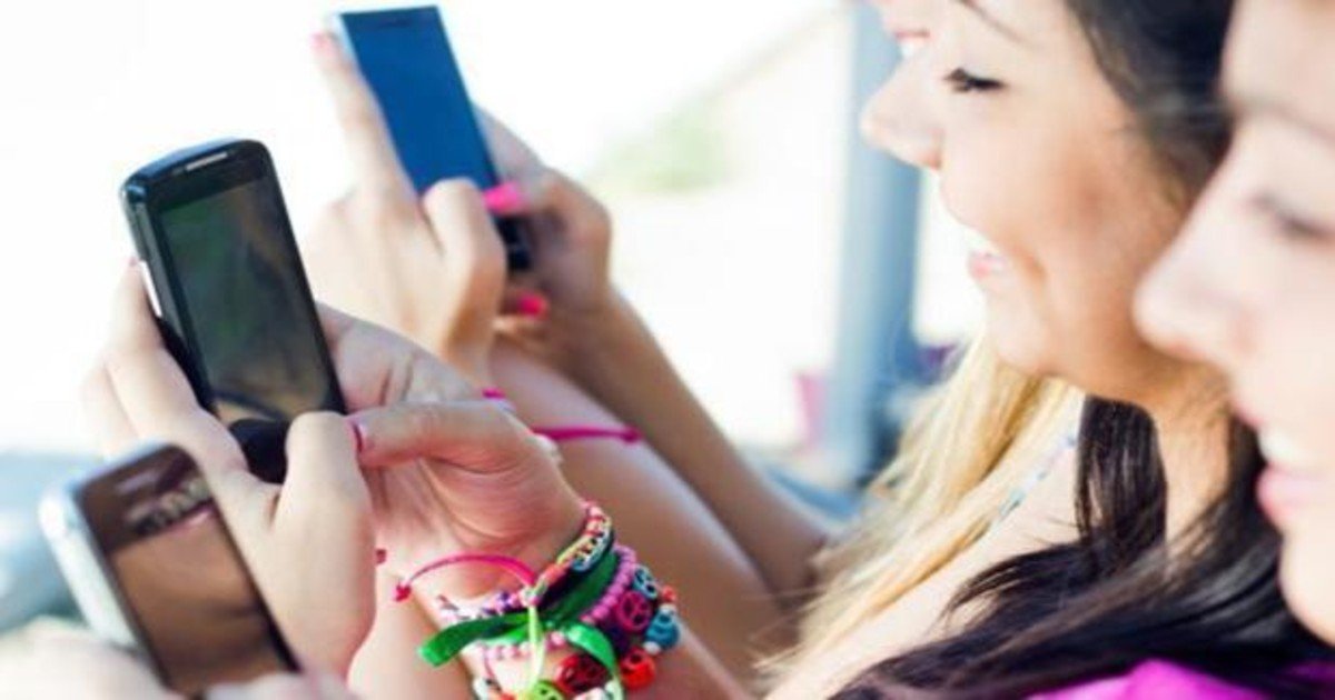 Instagram es tóxica para los adolescentes, Facebook
