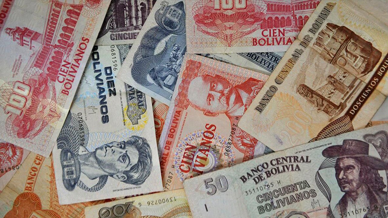 dinero boliviano